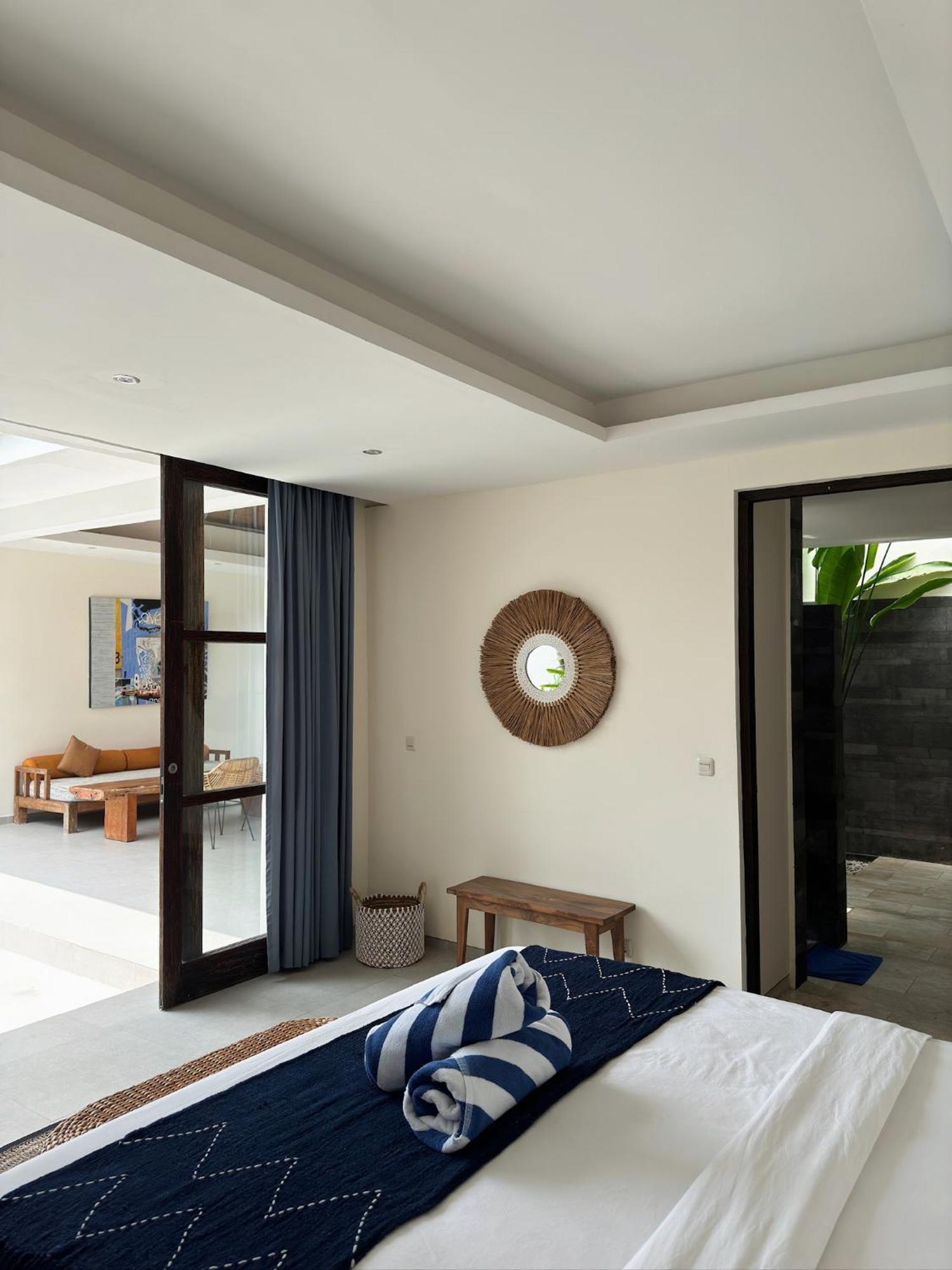Aster Villa *